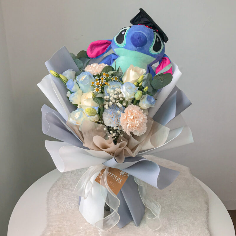 Graduation bouquet. Graduation bouquet Penang. Graduation mixed bouquet with blue roses and carnation.